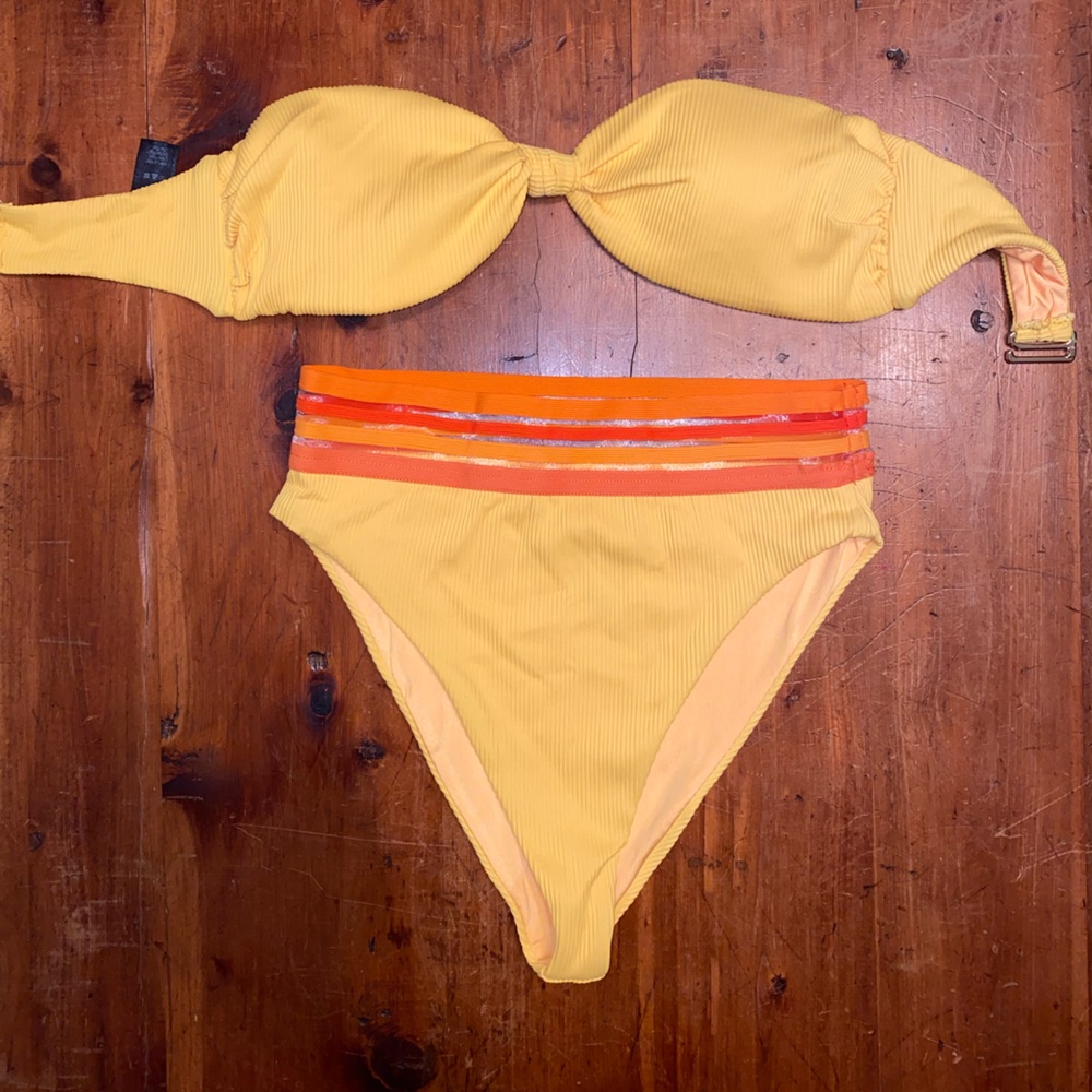 Beach riot- yellow high waisted bikini with strapless top